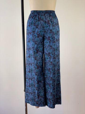 Liberty Blue Roses Pull on Palazzo Pant