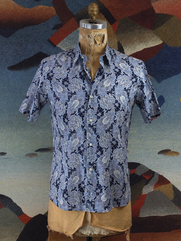 MEN’S NAVY PAISLEY SHIRT